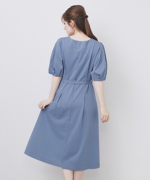 index（インデックス）の「ハートネックパフワンピース【洗濯機洗い可/UVケア/接触冷感】（ワンピース・レディース・ブラック/ブルー/ネイビー系5/チャコールグレー・42/40/38/36）」の15枚目の写真