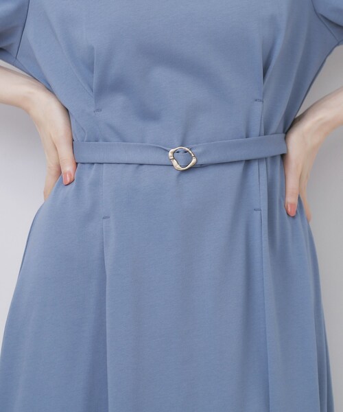 index（インデックス）の「ハートネックパフワンピース【洗濯機洗い可/UVケア/接触冷感】（ワンピース・レディース・ブラック/ブルー/ネイビー系5/チャコールグレー・42/40/38/36）」の18枚目の写真