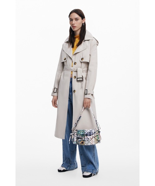 Desigual(デシグアル)の「バックプリーツ トレンチ ロングジャケット(トレンチコート・レディース・ブラウン・XS/S/M/L/XL)」の5枚目の写真