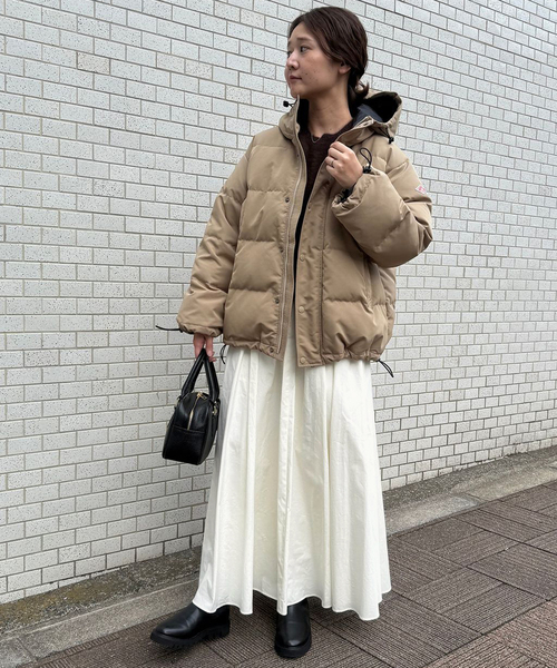 SLOBE IENA(スローブイエナ)の「ランダムタックボリュームスカート(スカート・レディース・グレー/ホワイト・36/38)」の19枚目の写真