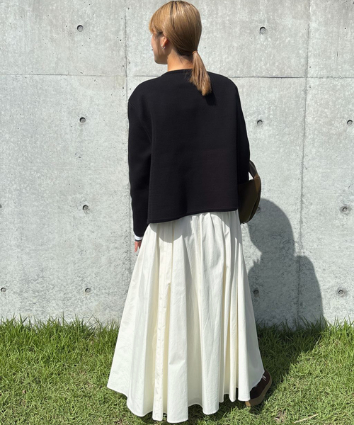 SLOBE IENA(スローブイエナ)の「ランダムタックボリュームスカート(スカート・レディース・グレー/ホワイト・36/38)」の21枚目の写真