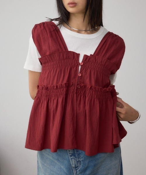 AZUL by moussy(アズールバイマウジー)の「素材アソートシャーリングベスト(ベスト・レディース・ブラック/マルチ/マジェンタ・FREE)」の3枚目の写真