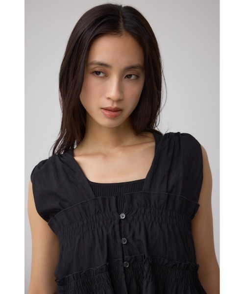 AZUL by moussy(アズールバイマウジー)の「素材アソートシャーリングベスト(ベスト・レディース・ブラック/マルチ/マジェンタ・FREE)」の4枚目の写真