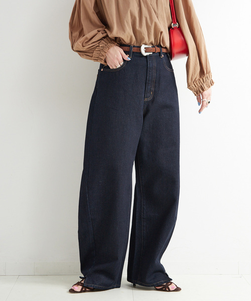 B.C STOCK(ベーセーストック)の「《追加5》ウォッシャブル / DU JOUR/デュ ジュール BARREL BAGGY JEAN(デニムパンツ・レディース・ネイビー/ブルー・38/36)」の1枚目の写真