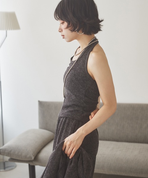 LAULEN(ローレン)の「halter neck relax 3set /ホルターネックリラックス3点セット(セットアップ・レディース・ベージュ/ブラック・FREE)」の9枚目の写真