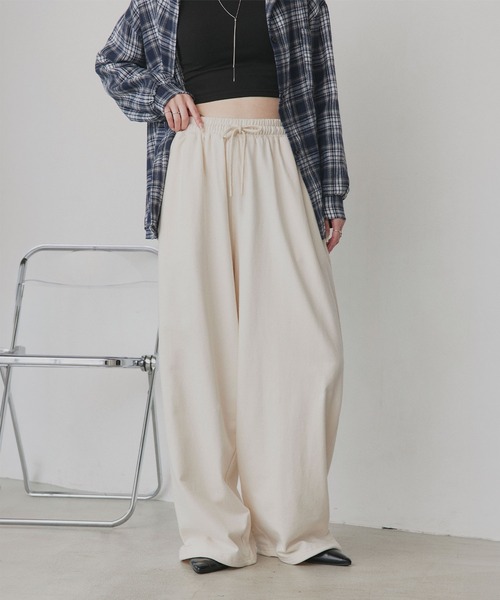 ad thie（アドティエ）の「スウェット イージー ワイドパンツ（スウェットパンツ・レディース・ブラック/杢グレー/オートミール/ブラウン/チャコール・LARGE/MEDIUM）」の10枚目の写真