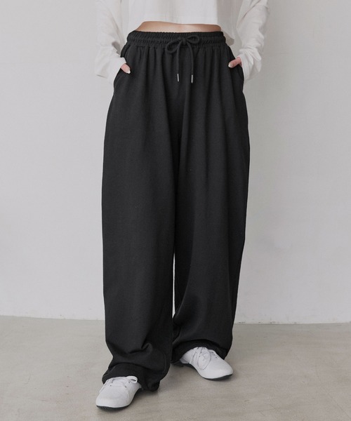 ad thie（アドティエ）の「スウェット イージー ワイドパンツ（スウェットパンツ・レディース・ブラック/杢グレー/オートミール/ブラウン/チャコール・LARGE/MEDIUM）」の14枚目の写真
