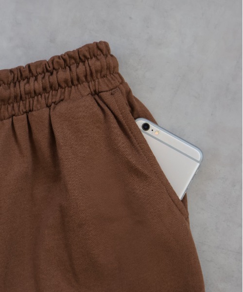 ad thie（アドティエ）の「スウェット イージー ワイドパンツ（スウェットパンツ・レディース・ブラック/杢グレー/オートミール/ブラウン/チャコール・LARGE/MEDIUM）」の13枚目の写真