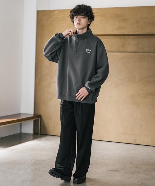 UMBRO(アンブロ)の「UMBRO アンブロ 別注コラボ オーバーサイズ裏起毛ワンポイントロゴ刺繍ハーフジッププルオーバースウェット(スウェット・メンズ・チャコール/ネイビー/杢グレー/ブラック・M/L/XL)」の11枚目の写真