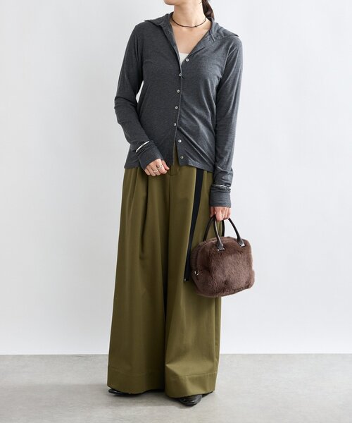 RIVE DROITE(リヴドロワ)の「【シーズンムード抜群】フェイクファーミニボストン(ボストンバッグ・レディース・ダークブラウン/グレイッシュベージュ・FREE)」の18枚目の写真