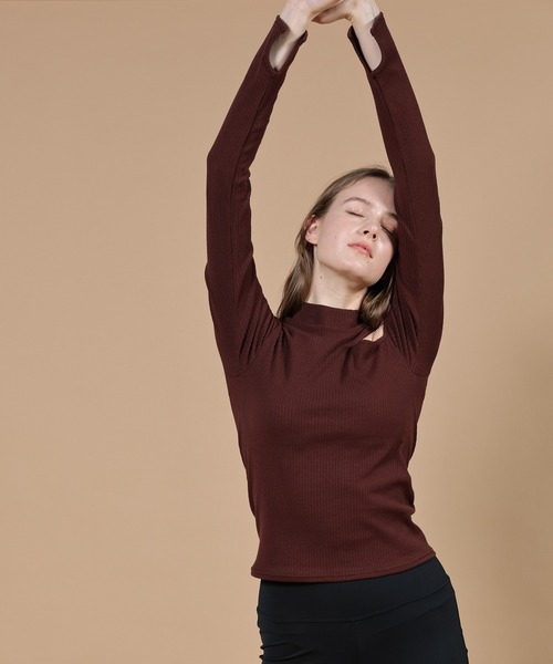 Julier Yoga and Relax(ジュリエヨガアンドリラックス)の「Julier リブロングスリーブプルオーバー(その他トップス・レディース・ホワイト/ネイビー/ブラウン・1/0)」の10枚目の写真