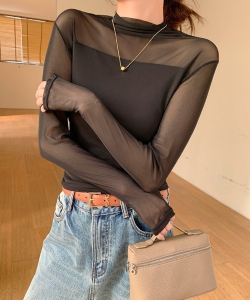 Ritzy(リッツィー)の「レースメッシュ ハーフネック ダブルメッシュシアートップス(Tシャツ/カットソー・レディース・ホワイト/ブラック・M/L)」の3枚目の写真