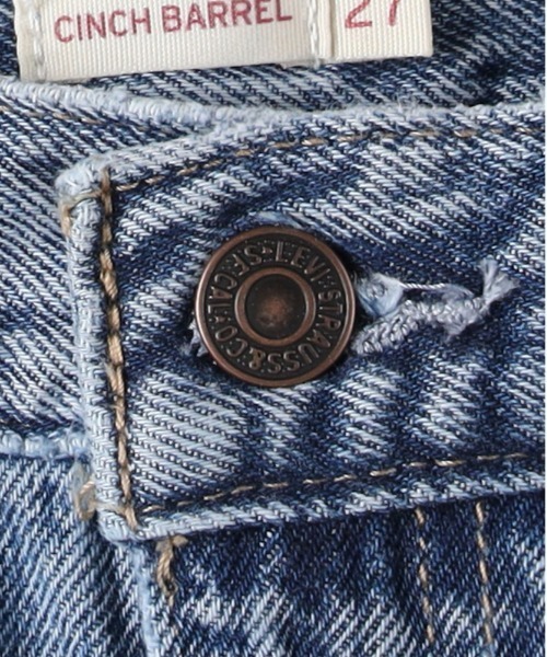 Levi's(リーバイス)の「Levi's 「CINCH」バレルジーンズ(デニムパンツ・レディース・ダークインディゴブルー・24inch/25inch/26inch/27inch)」の6枚目の写真