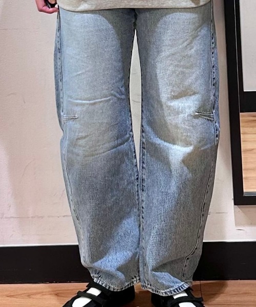 Levi's(リーバイス)の「Levi's 「CINCH」バレルジーンズ(デニムパンツ・レディース・ダークインディゴブルー・24inch/25inch/26inch/27inch)」の10枚目の写真