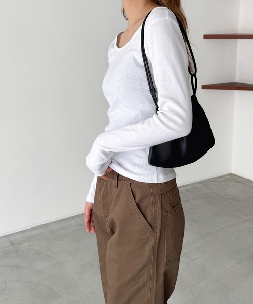 CANAL JEAN(キャナルジーン)の「El mar コットンラウンドネックロンT(Tシャツ/カットソー・レディース・ダークグレー/ホワイト/ネイビー/チャコールグレー/ダークネイビー/アッシュ・ONE SIZE)」の7枚目の写真