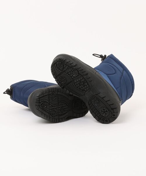 ASBee（アスビー）の「MOUNTAIN WALK マウンテンウォーク キッズ キルティングウィンターブーツ【はっ水/防寒】ハーフ丈 1231（ブーツ・キッズ・ブラック/ネイビー・20.0cm/21.0cm/22.0cm/23.0cm/24.0cm）」の4枚目の写真