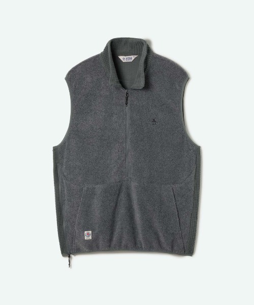 penguin BY MUNSINGWEAR(ペンギン バイ マンシングウェア)の「FLEECE PULLOVER VEST 軽量保温ベスト ゴルフウェア(ベスト・メンズ・ブラック/グレー/ネイビー・L/XL/M)」の3枚目の写真