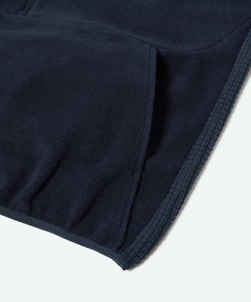 penguin BY MUNSINGWEAR(ペンギン バイ マンシングウェア)の「FLEECE PULLOVER VEST 軽量保温ベスト ゴルフウェア(ベスト・メンズ・ブラック/グレー/ネイビー・L/XL/M)」の6枚目の写真