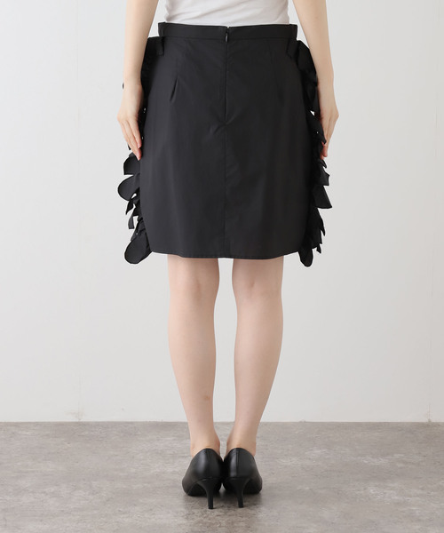 IENA LA BOUCLE（イエナラブークル）の「JUN MIKAMII/ジュンミカミ ラッフルスカート 25AW-6-J（スカート・レディース・ホワイト/ブラック・FREE）」の14枚目の写真