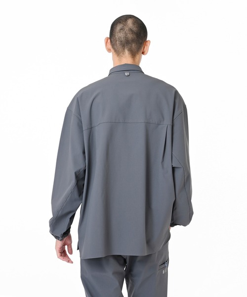 NEW BALANCE(ニューバランス)の「ウーブンロングスリーブシャツ(シャツ/ブラウス・メンズ・グレー/ブラック・SMALL/MEDIUM/LARGE/X-LARGE)」の17枚目の写真