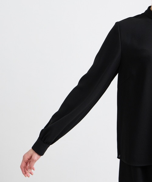 AIMER（エメ）の「【喪服・礼服・WEB限定】マシンウォッシャブル Vネックノーカラージャケット・プチハイネックブラウス・ワイドパンツ 3点セット ブラックフォーマルアンサンブル（スーツパンツ・レディース・ブラック・7号/9号/11号/13号/15号/17号/19号）」の14枚目の写真