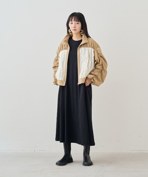 MEDE19F(メデジュウキュウ)の「MEDE19F 異素材遣いギャザーブルゾン〈ベージュ〉(ブルゾン・レディース・ベージュ系その他・L/M/LL)」の11枚目の写真