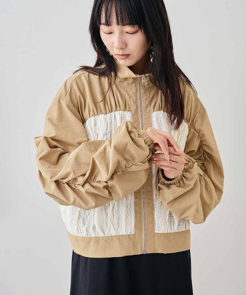 MEDE19F(メデジュウキュウ)の「MEDE19F 異素材遣いギャザーブルゾン〈ベージュ〉(ブルゾン・レディース・ベージュ系その他・L/M/LL)」の10枚目の写真