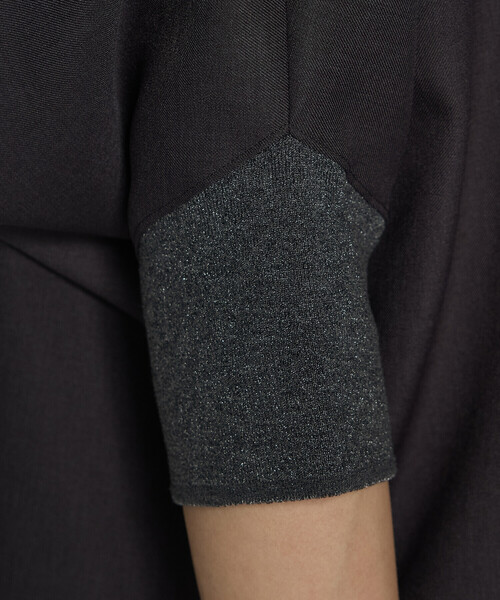 Gabardine K.T(ギャバジンケーティー)の「パウダーツイルストレッチ ドルマンスリーブプルオーバー(Tシャツ/カットソー・レディース・モカ/チャコール/ブラック・7号/9号)」の18枚目の写真