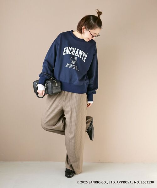 le.coeur blanc(ルクールブラン)の「【HELLO KITTY】カレッジロゴスウェット(スウェット・レディース・グレー/ネイビー・38)」の16枚目の写真