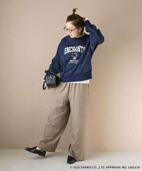 le.coeur blanc(ルクールブラン)の「【HELLO KITTY】カレッジロゴスウェット(スウェット・レディース・グレー/ネイビー・38)」の17枚目の写真