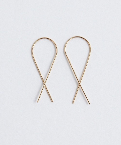 tone(トーン)の「【kare】【両耳用】ゴールド 華奢 エックス(X)シルエット ピアス(ピアス(両耳用)・レディース・ゴールド・FREE)」の1枚目の写真
