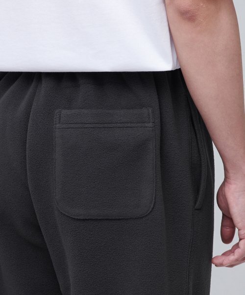 MUSINSA STANDARD（ムシンサスタンダード）の「ポーラーフリーススウェットパンツ[ダークグレー]（スウェットパンツ・メンズ・その他・X-LARGE/XX-LARGE/SMALL/MEDIUM/LARGE）」の6枚目の写真