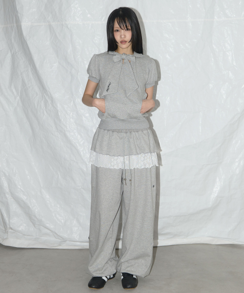 FANCY CLUB（ファンシークラブ）の「パフラウンドスカーフフードパーカー (メランジグレー)_F25QB081（Tシャツ/カットソー・レディース・グレー・FREE）」の3枚目の写真