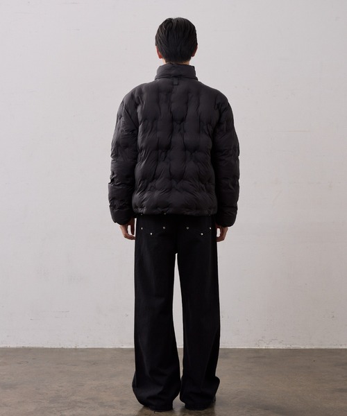 THE CLE(ザクレ)の「CLOUD DOWN JACKET / クラウドダウンジャケット【ダウン】【防寒】 ダウンジャケット アウター メンズ(ダウンジャケット/コート・メンズ・ブラック・1/2)」の4枚目の写真