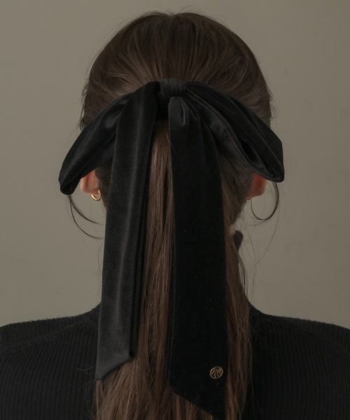 muku(ムク)の「HAIR HOOP/VELOUR RIBBON(バレッタ/ヘアクリップ・レディース・ブラック/ブラウン・FREE)」の7枚目の写真