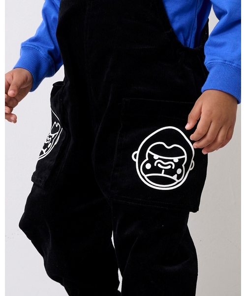 XLARGE KIDS（エクストララージキッズ）の「ファニーゴリラカットコールサロペット（サロペット/オーバーオール・キッズ・ブラック/ベージュ・80ｃｍ/90cm/100cm/110cm/120cm）」の4枚目の写真