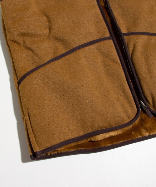 Barbour（バブアー）の「【BARBOUR/バブアー】フロントジップ ファー ライナー ベスト（ベスト・メンズ・ベージュ/ブラック・40/42）」の10枚目の写真