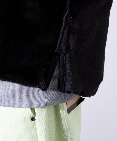 Barbour（バブアー）の「【BARBOUR/バブアー】フロントジップ ファー ライナー ベスト（ベスト・メンズ・ベージュ/ブラック・40/42）」の18枚目の写真