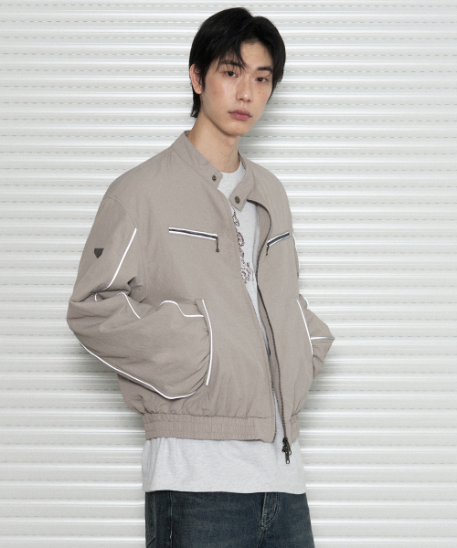 LEATHERY（レザリー）の「スプリットナイロンジャケット [WARM GREY]（ブルゾン・レディース・その他・MEDIUM/LARGE）」の4枚目の写真