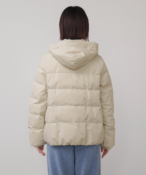 Bou Jeloud（ブージュルード）の「ストレッチダウンジャケット（ダウンジャケット/コート・レディース・アイボリー/ブラック・38）」の12枚目の写真