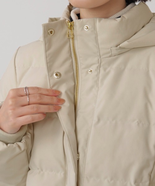 Bou Jeloud（ブージュルード）の「ストレッチダウンジャケット（ダウンジャケット/コート・レディース・アイボリー/ブラック・38）」の14枚目の写真