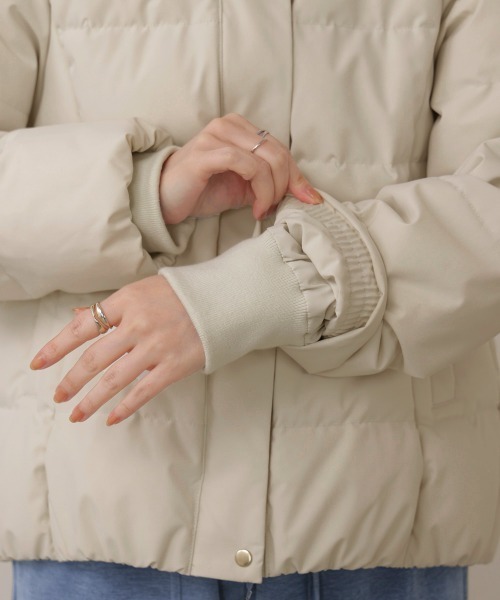 Bou Jeloud（ブージュルード）の「ストレッチダウンジャケット（ダウンジャケット/コート・レディース・アイボリー/ブラック・38）」の17枚目の写真