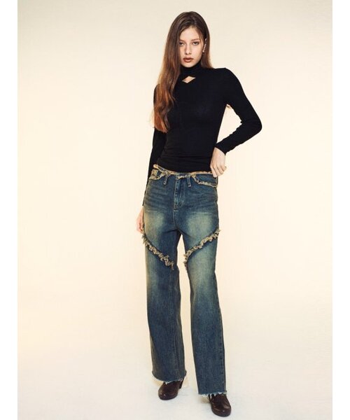 RENNESMIA（ルネスミア）の「ローレイズタッセルデニムパンツ - 中青（デニムパンツ・レディース・その他・MEDIUM/SMALL）」の3枚目の写真