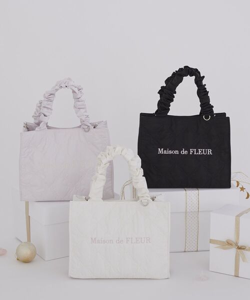 Maison de FLEUR（メゾンドフルール）の「【WEB限定カラーあり】ギャザーハンドル2Wayリボンキルティングトート（ハンドバッグ・レディース・ブラック/アイボリー/ピンク・FREE）」の22枚目の写真