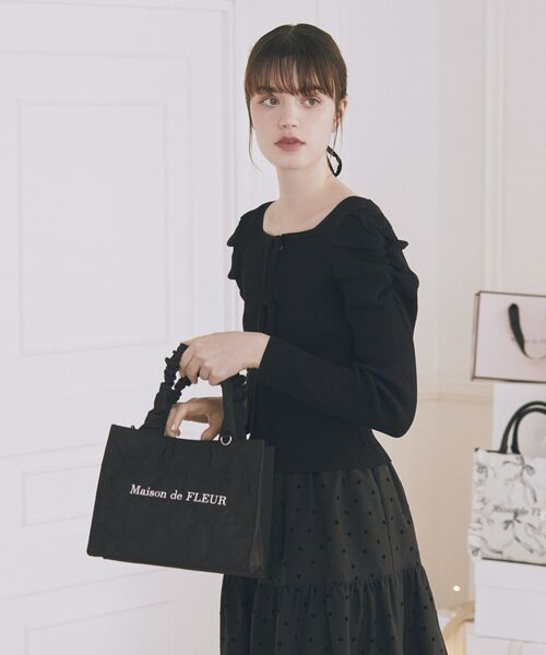 Maison de FLEUR（メゾンドフルール）の「【WEB限定カラーあり】ギャザーハンドル2Wayリボンキルティングトート（ハンドバッグ・レディース・ブラック/アイボリー/ピンク・FREE）」の19枚目の写真