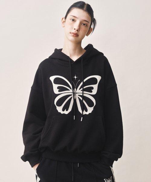 NICK&NICOLE(ニックアンドニコール)の「BUTTERFLY EMBROIDERY HOODIE_BLACK CREAM(パーカー・レディース・その他・FREE)」の1枚目の写真