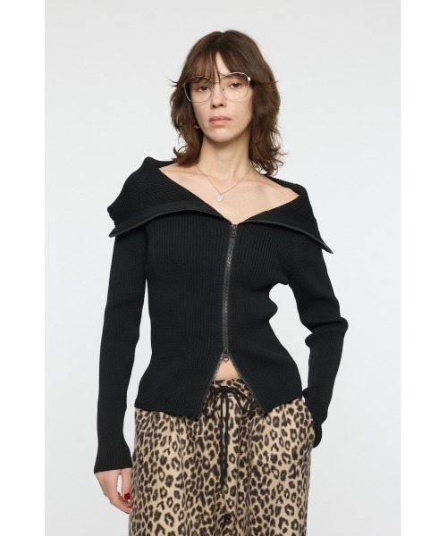 MOUSSY(マウジー)の「BIG COLLAR ZIP UP ニット(ニット/セーター・レディース・ライトイエロー/ブラック/ライトブルー/ネイビー・FREE)」の5枚目の写真