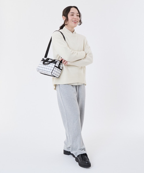 LeSportsac(レスポートサック)の「EVERYDAY SM SATCHEL モノクラスチェック(ショルダーバッグ・レディース・ホワイト・FREE)」の9枚目の写真