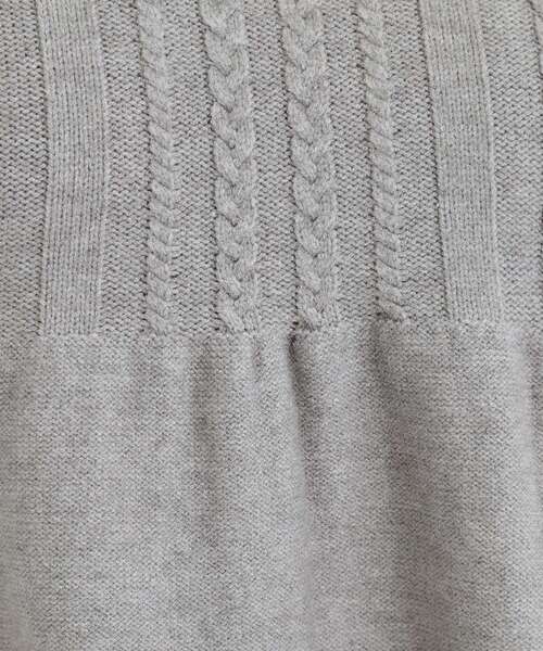 DRESKIP（ドレスキップ）の「気になるお腹周りをカバー ケーブル編みペプラムニット（ニット/セーター・レディース・ワインレッド/ブラウン系その他/グレー・03/02/01/04）」の4枚目の写真