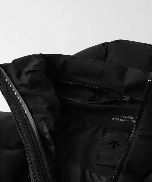 DESCENTE ALLTERRAIN(デサント オルテライン)の「DESCENTE ALLTERRAIN/デサントオルテライン/MIZUSAWA DOWN OVERSIZED/"MOUNTAINEER"(ダウンジャケット/コート・メンズ・ブラック・L/XL/M)」の6枚目の写真